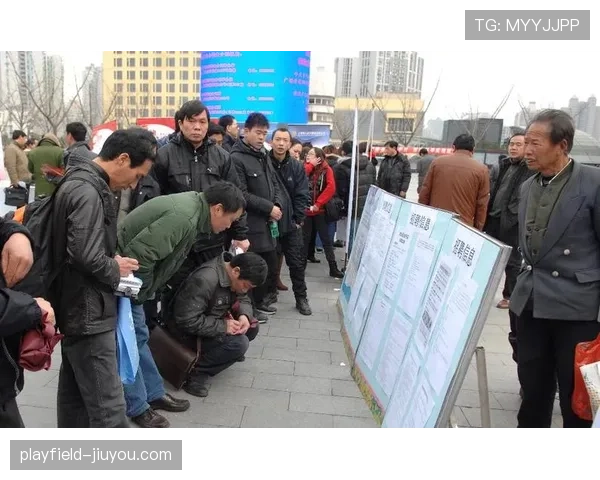 裁判判罚流程详解:从犯规识别到最终裁决的完整步骤 裁判判罚流程详解:从犯规识别到最终裁决的完整步骤